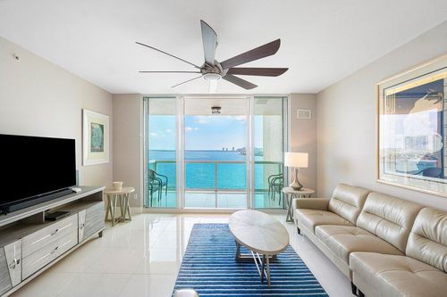 unit-1103-2650 Lake Shore Dr, Riviera Beach, FL, 33404-4610 | Card Image