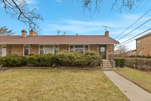 6745 N Saint Louis Ave, Lincolnwood, IL, 60712-3727 | Card Image
