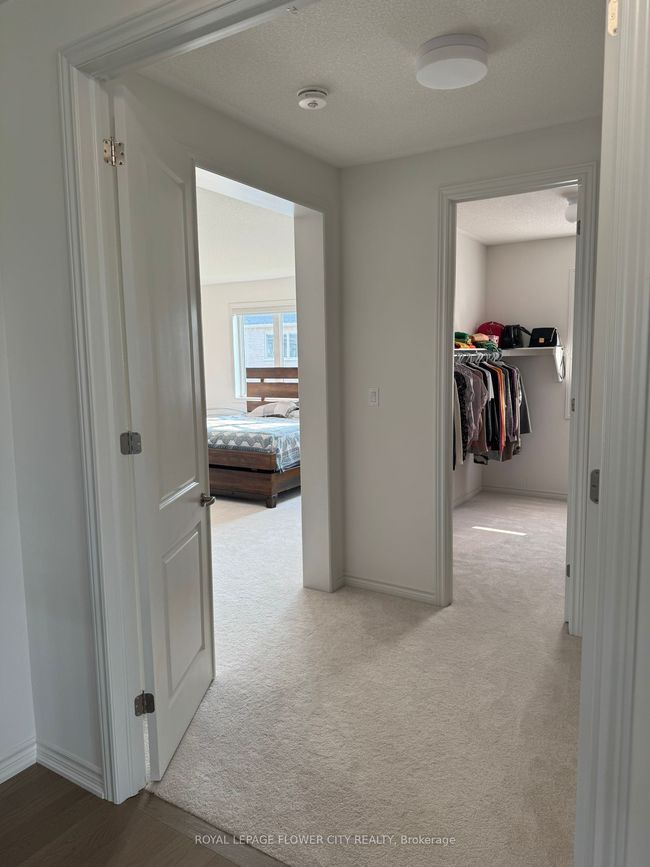 32 Twinleaf Cres, House other with 5 bedrooms, 5 bathrooms and 6 parking in Tottenham ON | Image 8