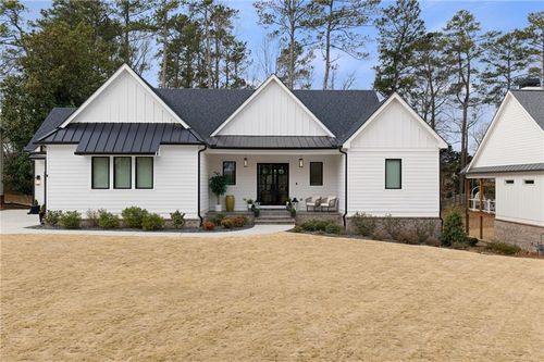 4226 S Berkeley Lake Rd Nw, Berkeley Lake, GA, 30096-3020 | Card Image