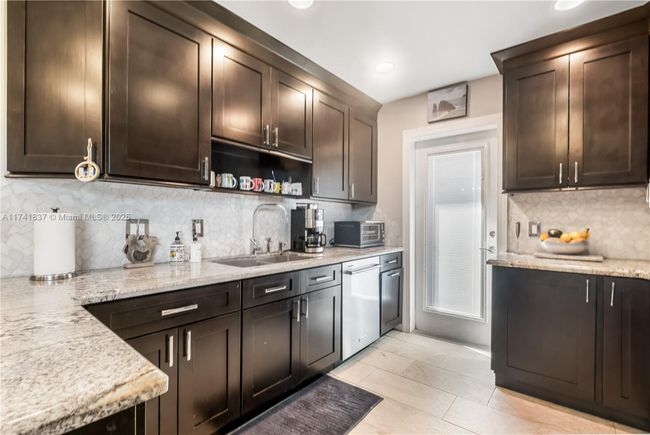 1601 Sw 117 Th Ave, House other with 4 bedrooms, 3 bathrooms and null parking in Davie FL | Image 15