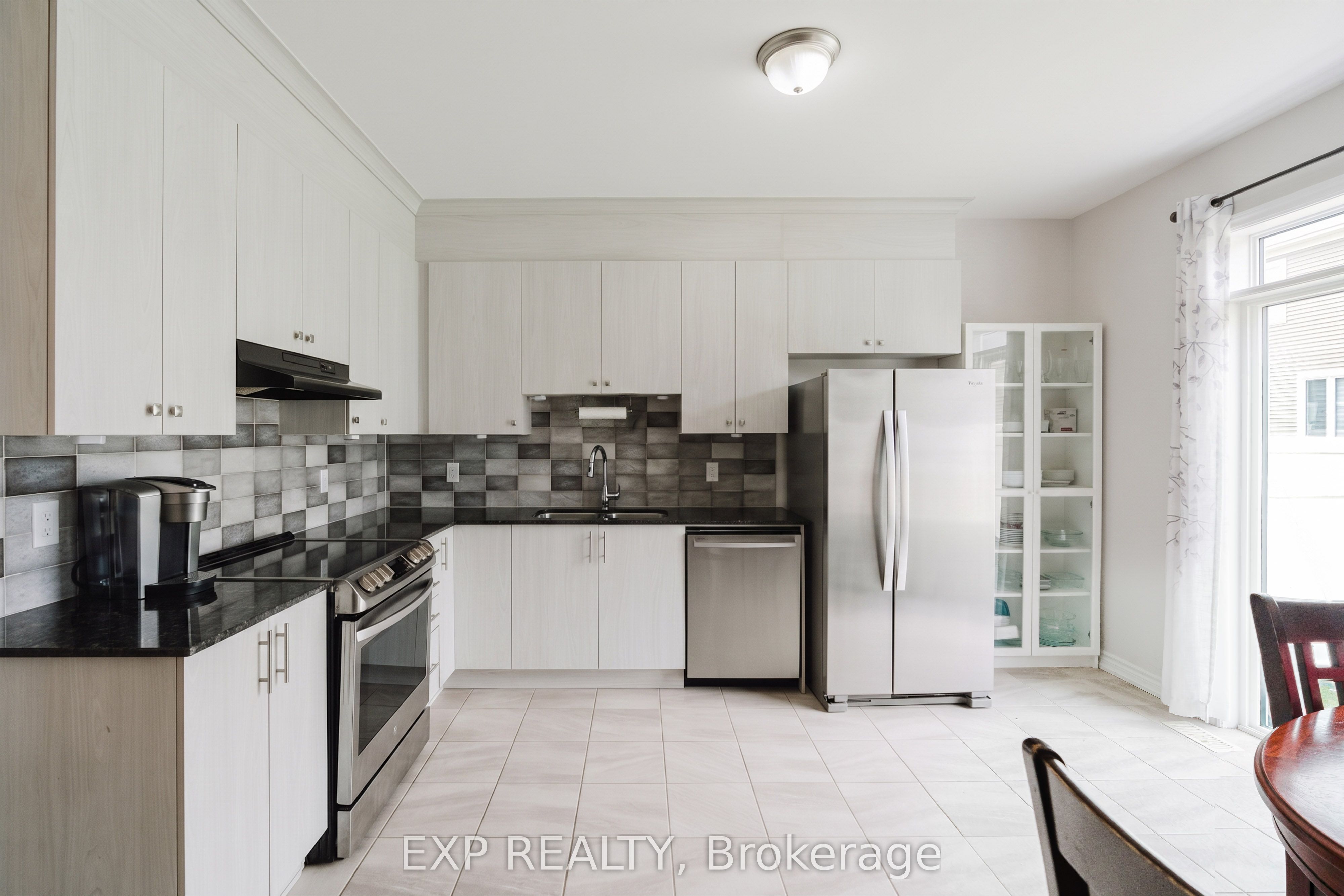 Residential in Barrhaven 3
