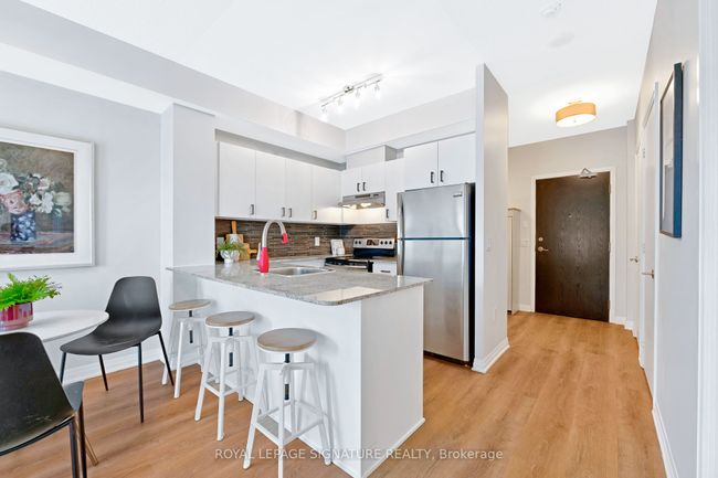 804 - 1 Cole St, Condo with 2 bedrooms, 1 bathrooms and 1 parking in Toronto ON | Image 8