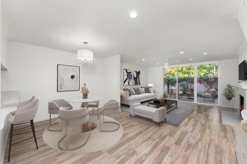 2-709 Woodside Ln E, Sacramento, CA, 95825-4315 | Card Image