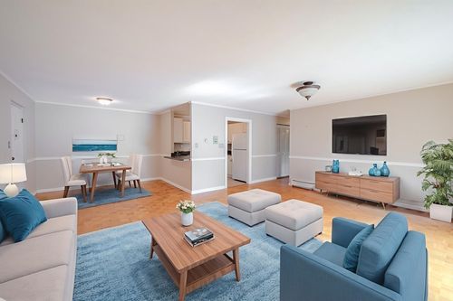 apt-10-257 N Main St, Andover, MA, 01810-3052 | Card Image