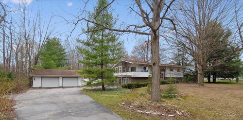 252 S Garfield Rd, Linwood, MI, 48634-9724 | Card Image