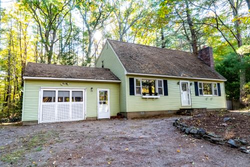 64 Orchard Road, Wells, ME, 04090 | Card Image