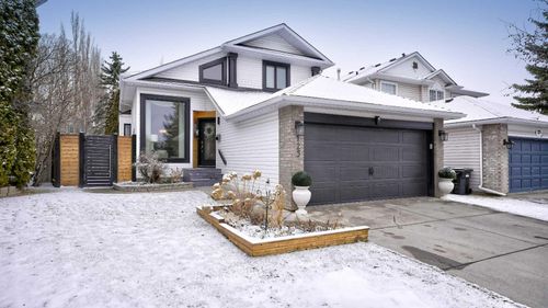 125 Riverview Pl Se, Calgary, AB, T2C4K2 | Card Image