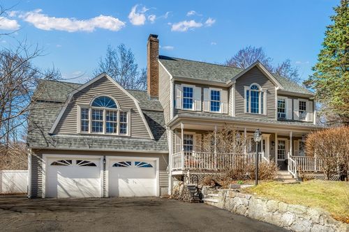5 Hunter Cir, Milford, MA, 01757-3973 | Card Image