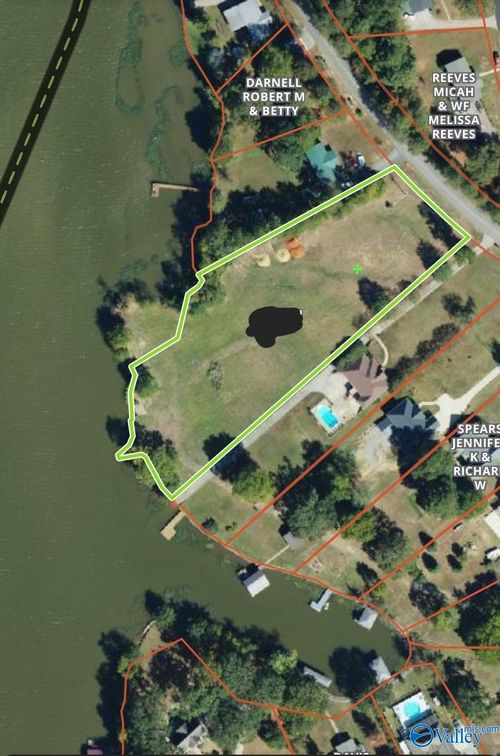 624 Riddles Bend Rd, Rainbow City, AL, 35906-8220 | Card Image