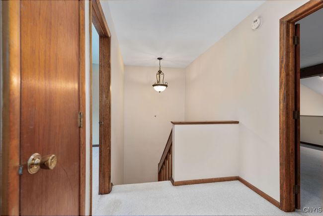 Upstairs foyer! | Image 27