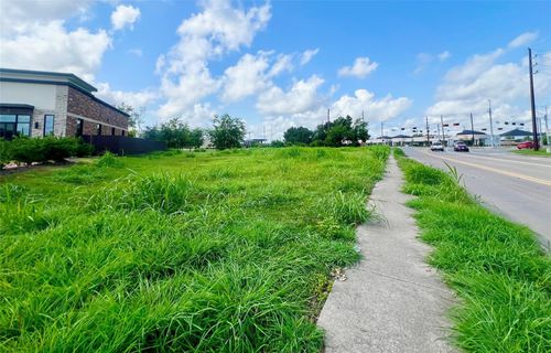 2023 5th St, Stafford, TX, 77477 | Card Image