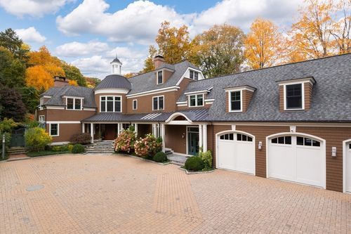 1 Chestnut Pl, Brookline, MA, 02445-7505 | Card Image