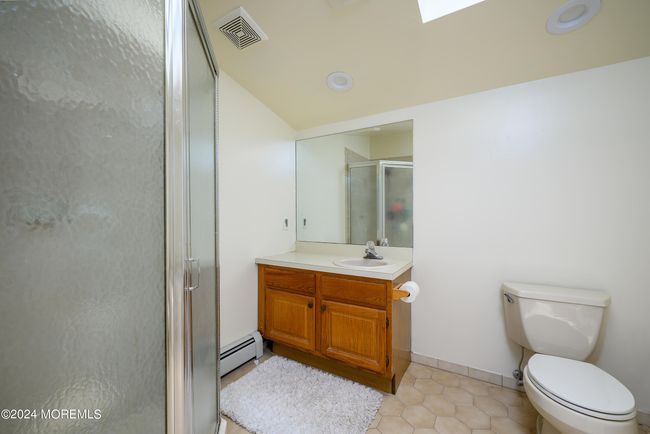 APT-5 - 40 W 13 Th St, Condo with 3 bedrooms, 2 bathrooms and null parking in Bayonne NJ | Image 18