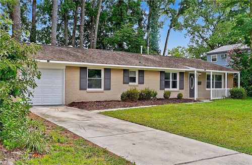 436 Dauphin Ln, Virginia Beach, VA, 23452-5323 | Card Image
