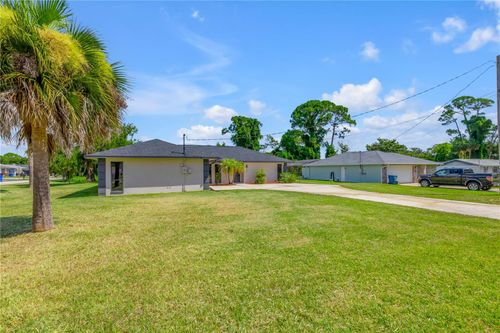 117 Poinciana Rd, Edgewater, FL, 32141-7211 | Card Image