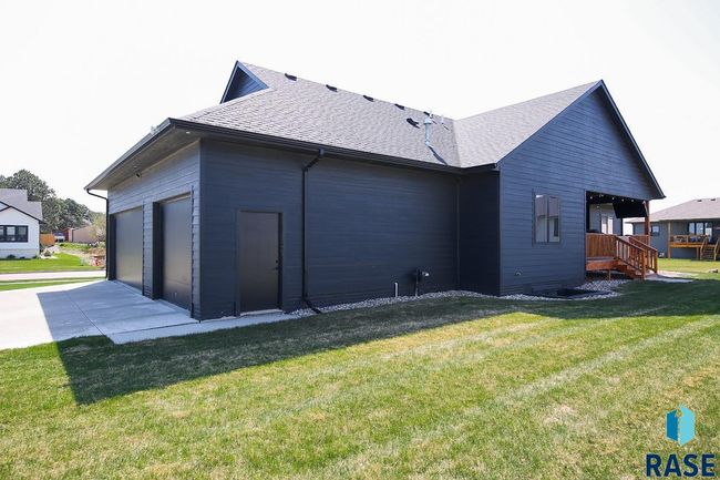 409 N Piper Dr, House other with 6 bedrooms, 3 bathrooms and null parking in Sioux Falls SD | Image 40