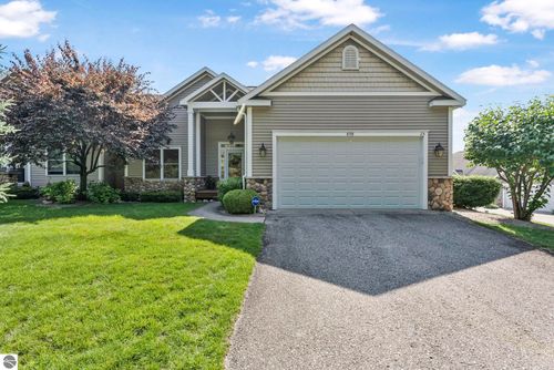 25-898 N Bay Cliff Dr, Suttons Bay, MI, 49682-9183 | Card Image