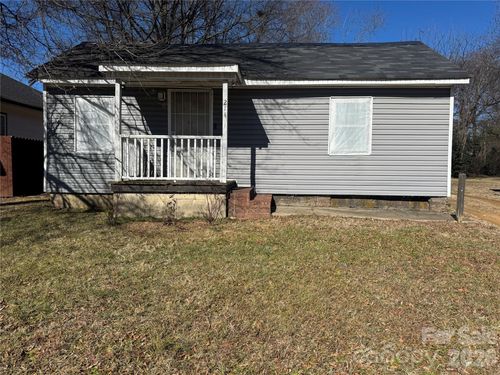 214 Oregon St, Charlotte, NC, 28208-3153 | Card Image