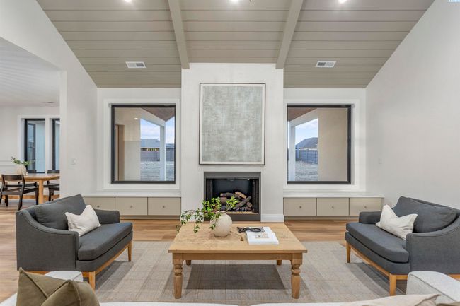 6537 Lazy B Dr, Home with 5 bedrooms, 4 bathrooms and null parking in Pasco WA | Image 4
