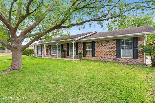 8208 Wormwood Rd, Jacksonville, FL, 32210-4549 | Card Image
