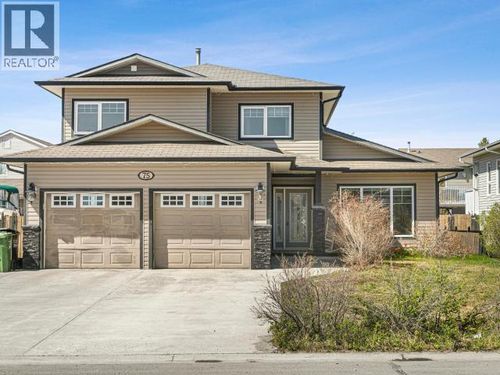 75 N Star Dr, Whitehorse, YT, Y1A0A3 | Card Image