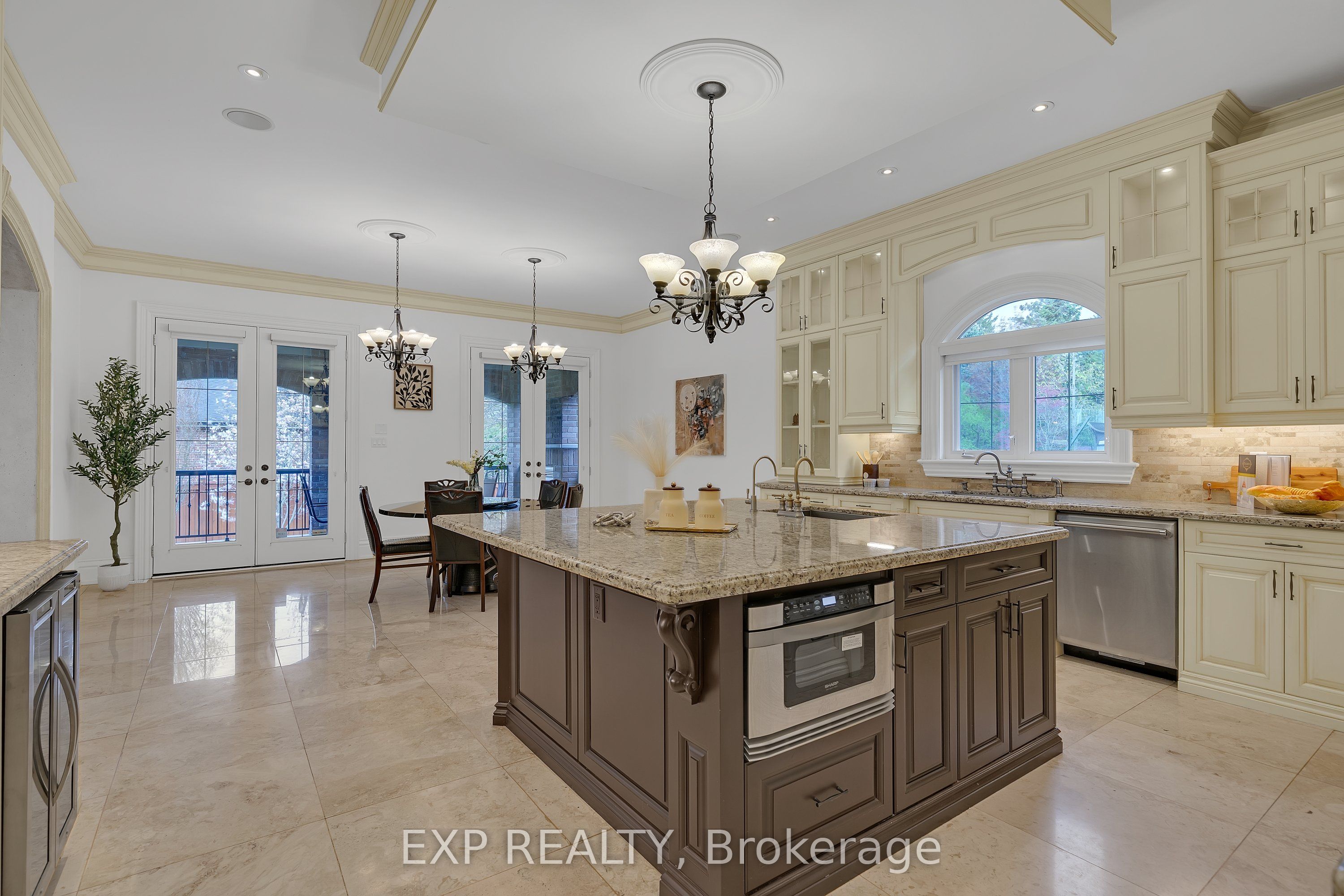 Residential in Richmond Hill 5