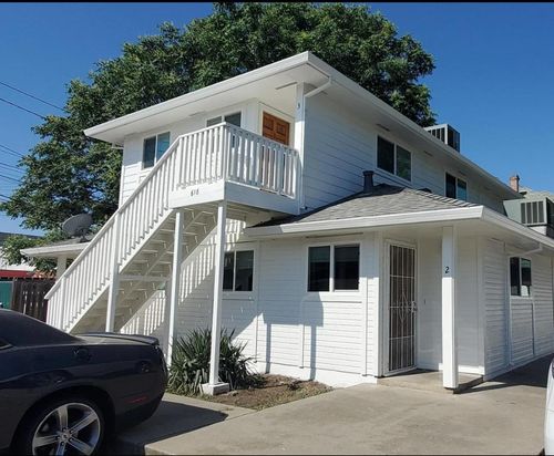 618 Elm St, Marysville, CA, 95901-5562 | Card Image