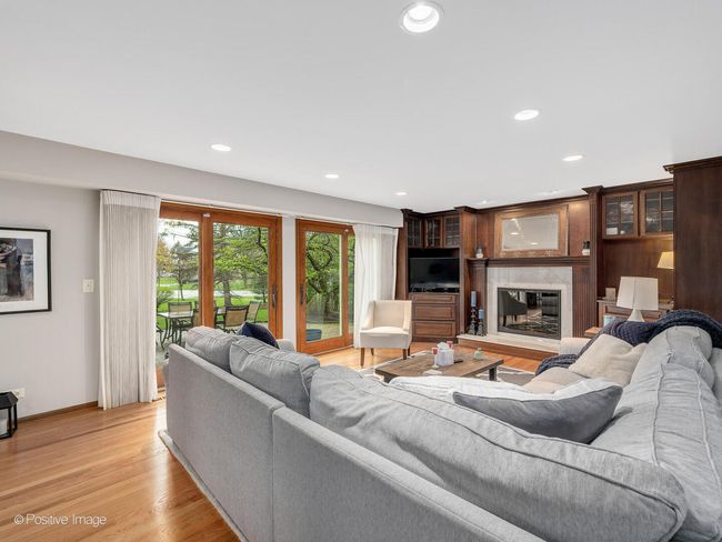 1000 Surrey Ln, House other with 4 bedrooms, 3 bathrooms and 3 parking in Itasca IL | Image 18