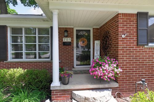 781 Beech Ct, Plymouth, MI, 48170-2015 | Card Image