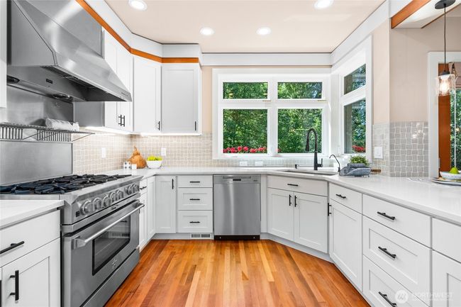 Stunning Quartz Counters in White Kitchen, 6 Burner Gas Range | Image 14