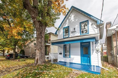 219 Deschamps Ave, Vanier, ON, K1L5Z2 | Card Image