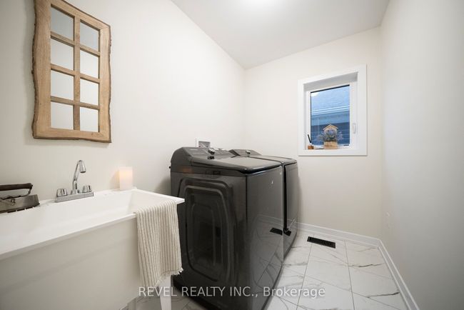 63 Santos Dr, House other with 3 bedrooms, 3 bathrooms and 2 parking in Caledonia ON | Image 22