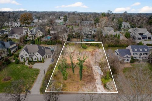 4009 Wallace Ln, Nashville, TN, 37215-2307 | Card Image