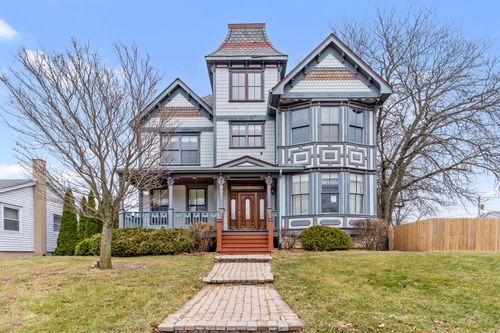 1009 Walter St, Lemont, IL, 60439-3920 | Card Image