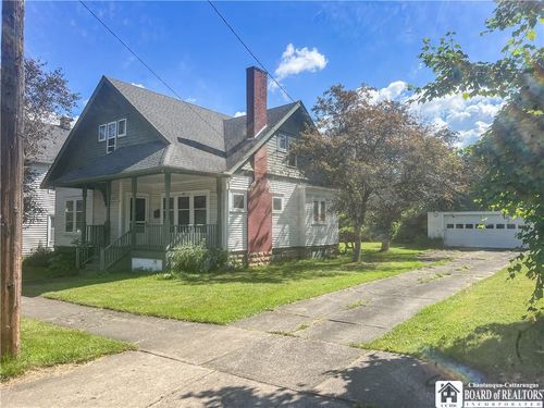 23 Hall Ave, Jamestown, NY, 14701-4765 | Card Image