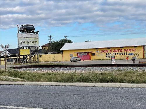 3925 E Business 83, Weslaco, TX, 78596-3657 | Card Image