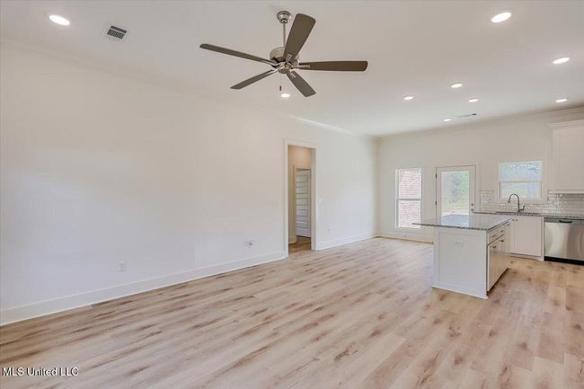 08-207 Dolly Lane | Image 5