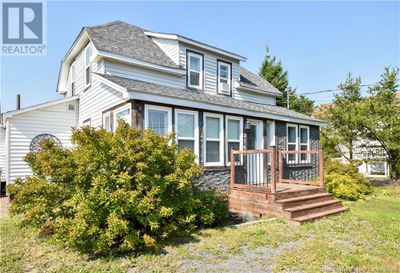 3765 Principale St, House other with 4 bedrooms, 1 bathrooms and null parking in Tracadie-Sheila NB | Image 1