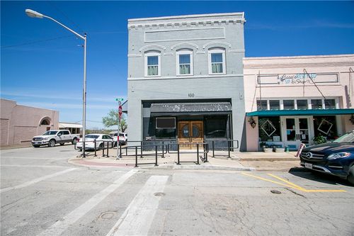 201 S Main St, Caldwell, TX, 77836-1770 | Card Image