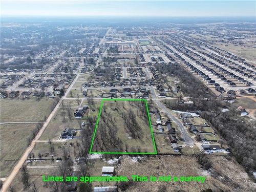 924 Hickman Dr, Pea Ridge, AR, 72751-2512 | Card Image