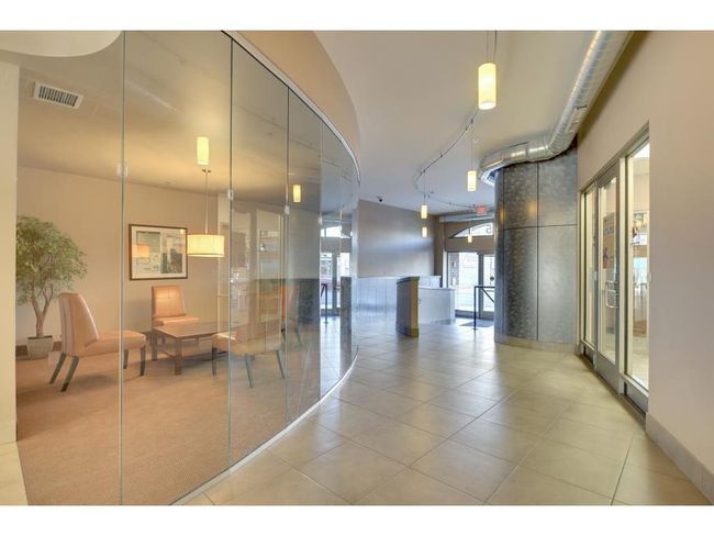 15Franklinlobby2.jpg | Image 4