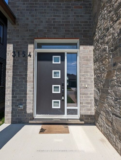 3154 Frieda Way, London, ON, N6G0Y2 | Card Image