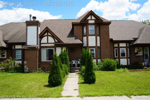 6426 Chase Rd, Dearborn, MI, 48126-2139 | Card Image