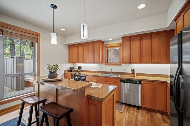 12-web-or-mls-24 Fremont Crossing-12 | Image 11