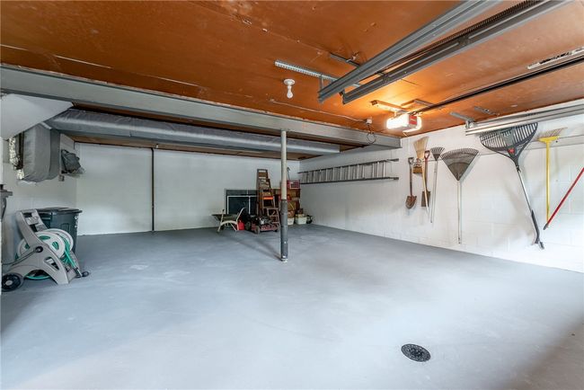 1467 Meteor Cir, House other with 3 bedrooms, 3 bathrooms and 2 parking in Upper St. Clair PA | Image 37