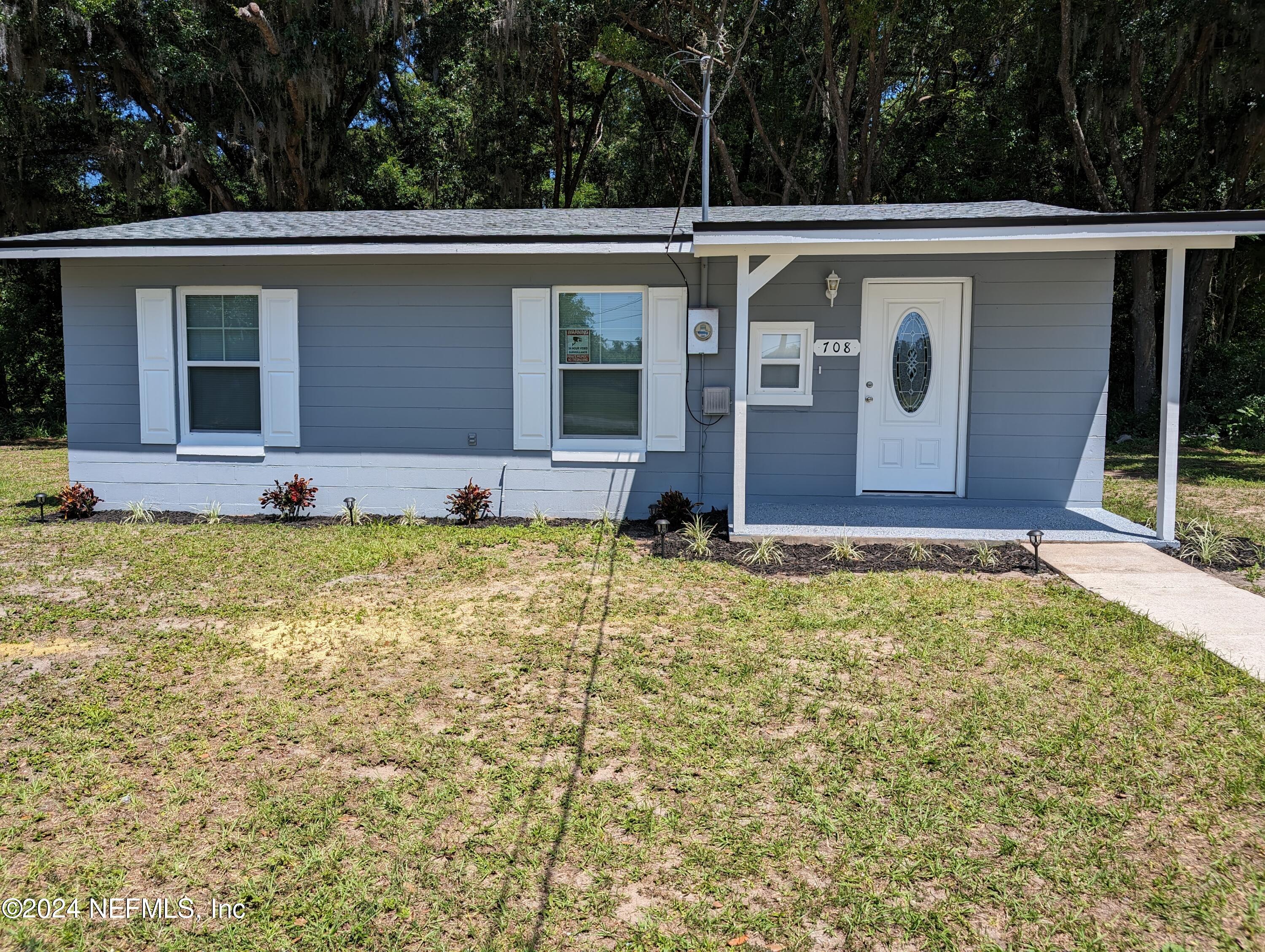 Grove Ave, Crescent City, FL 32112