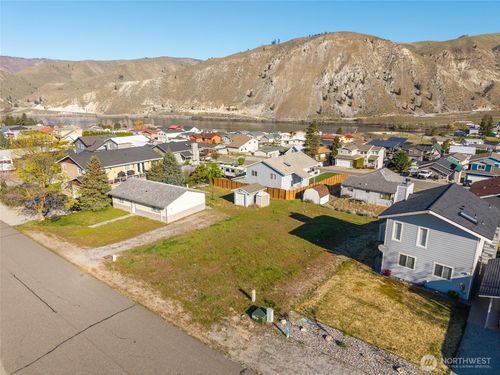 185 E Entiat Drive, Orondo, WA, 98843 | Card Image