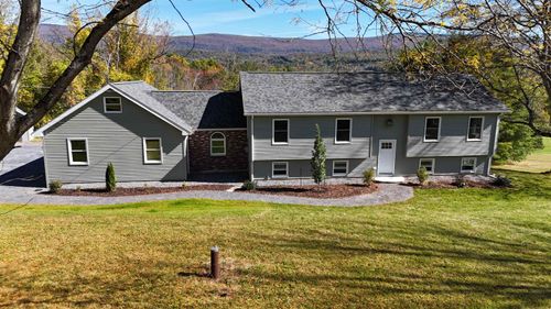 196 Glastenview Drive, Shaftsbury, VT, 05262 | Card Image