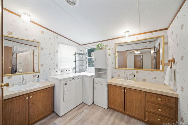 Located in Unit B | Image 31